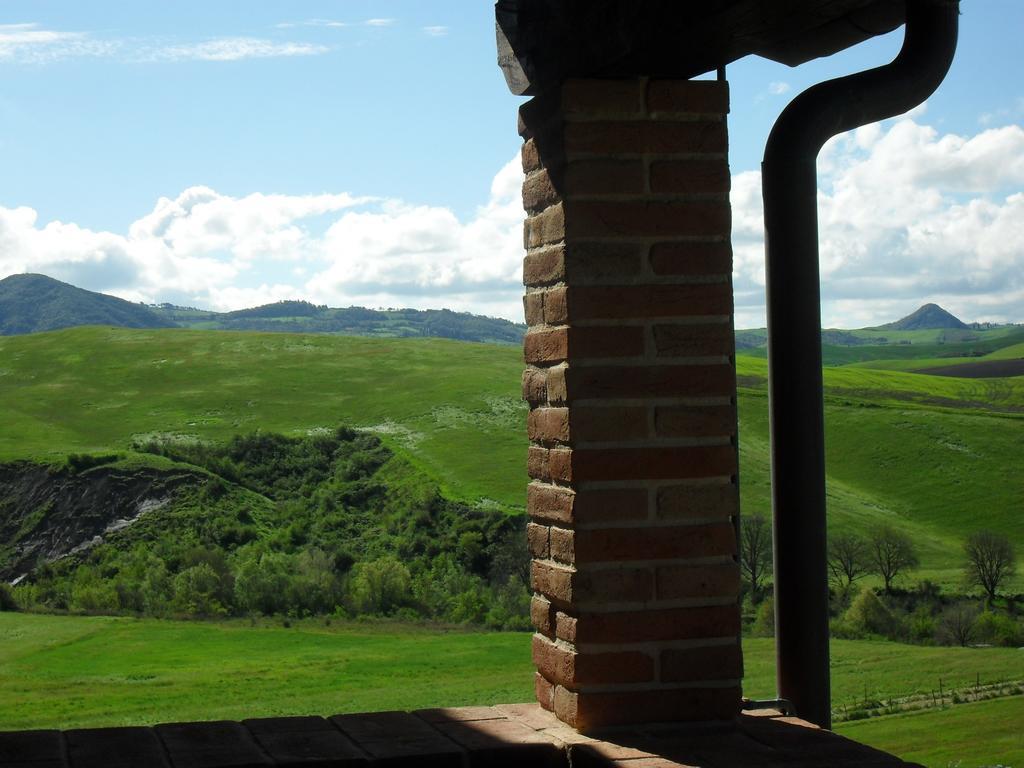 Agriturismo Podere Campaini Волтера Екстериор снимка