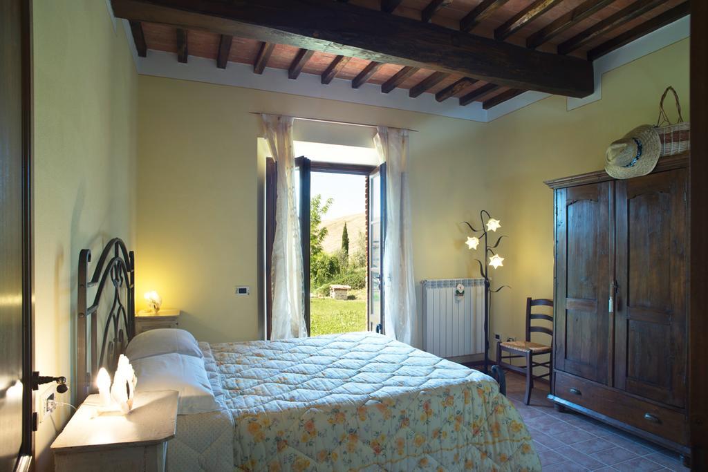 Agriturismo Podere Campaini Волтера Екстериор снимка
