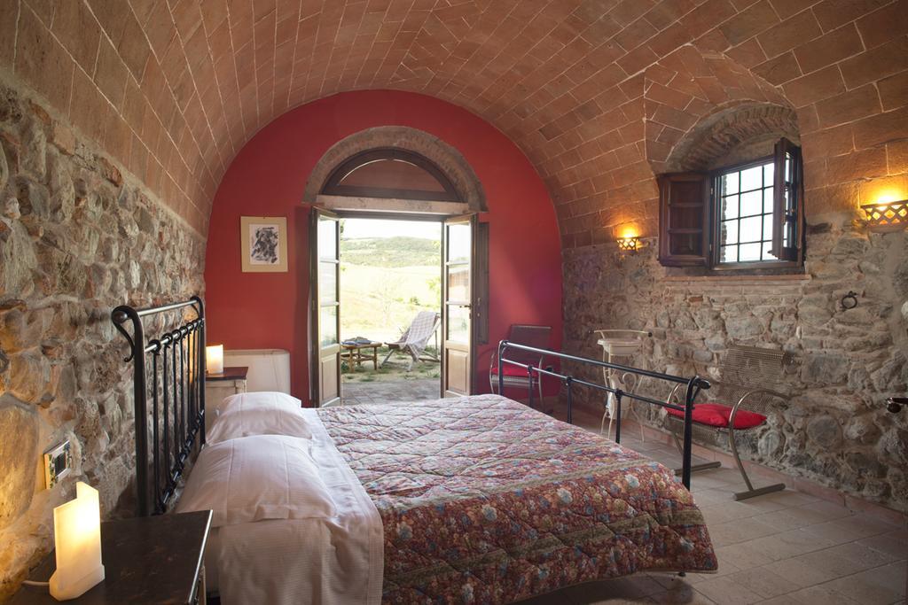 Agriturismo Podere Campaini Волтера Екстериор снимка